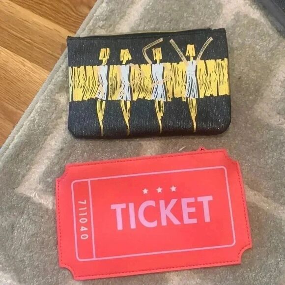 Makeup bags  - Picture 1 of 4